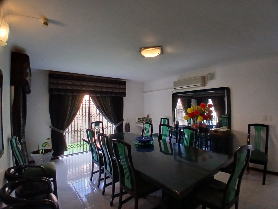 4 Bedroom Property for Sale in Zinniaville North West